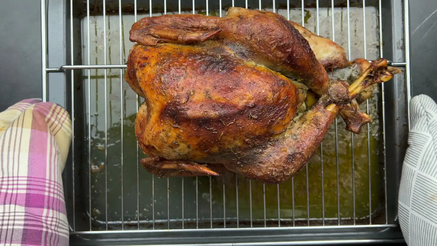 how to make the perfect turkey recipe turkey on roasting pan