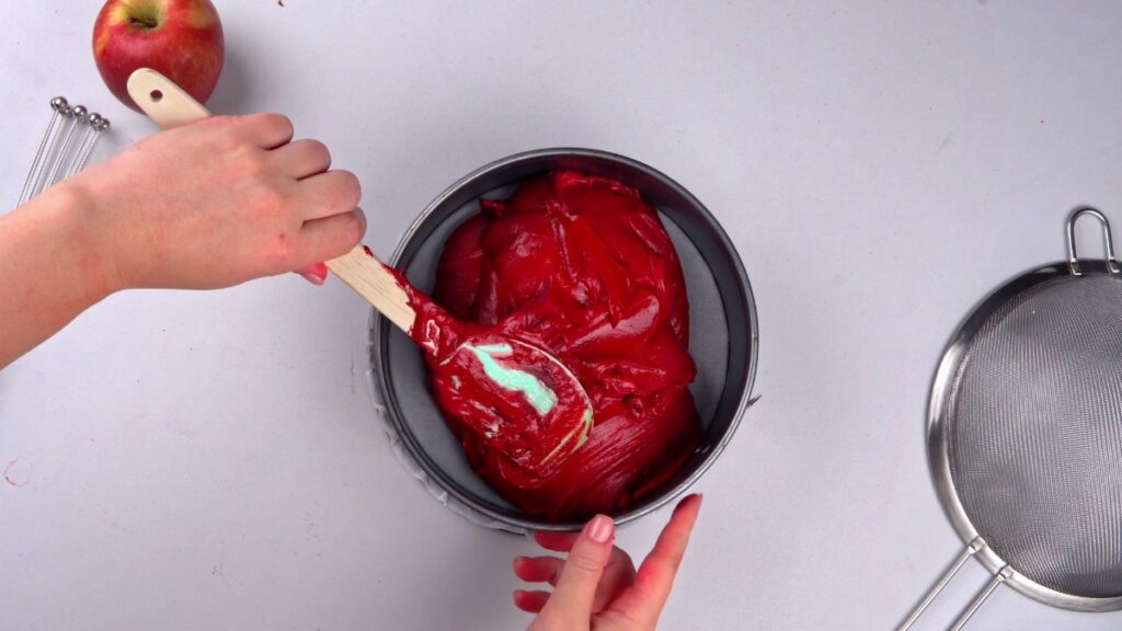 The best cake pans red velvet cake batter in pan